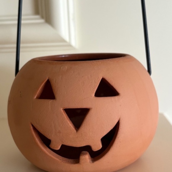 5 Clay Pumpkin Tealight Candle Holders - Picture 2 of 3